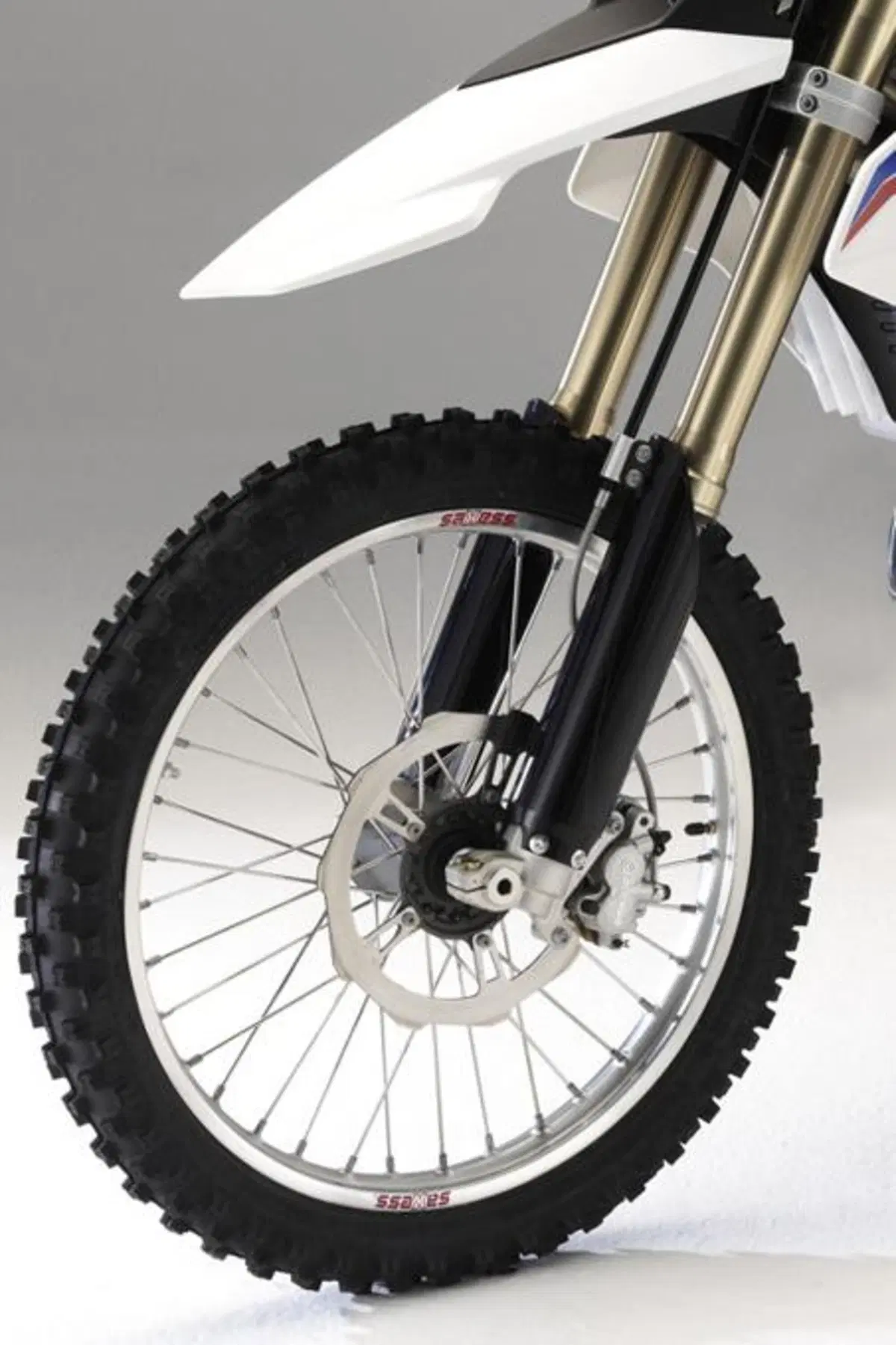 BMW G 450 X (6)