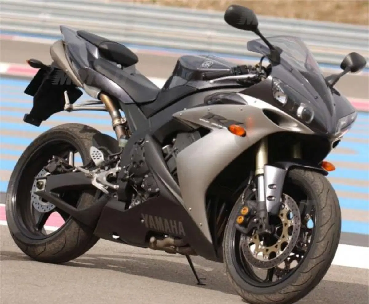 Guida alla Yamaha R1 (4)
