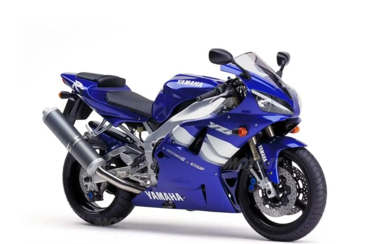 Guida alla Yamaha R1 (12)