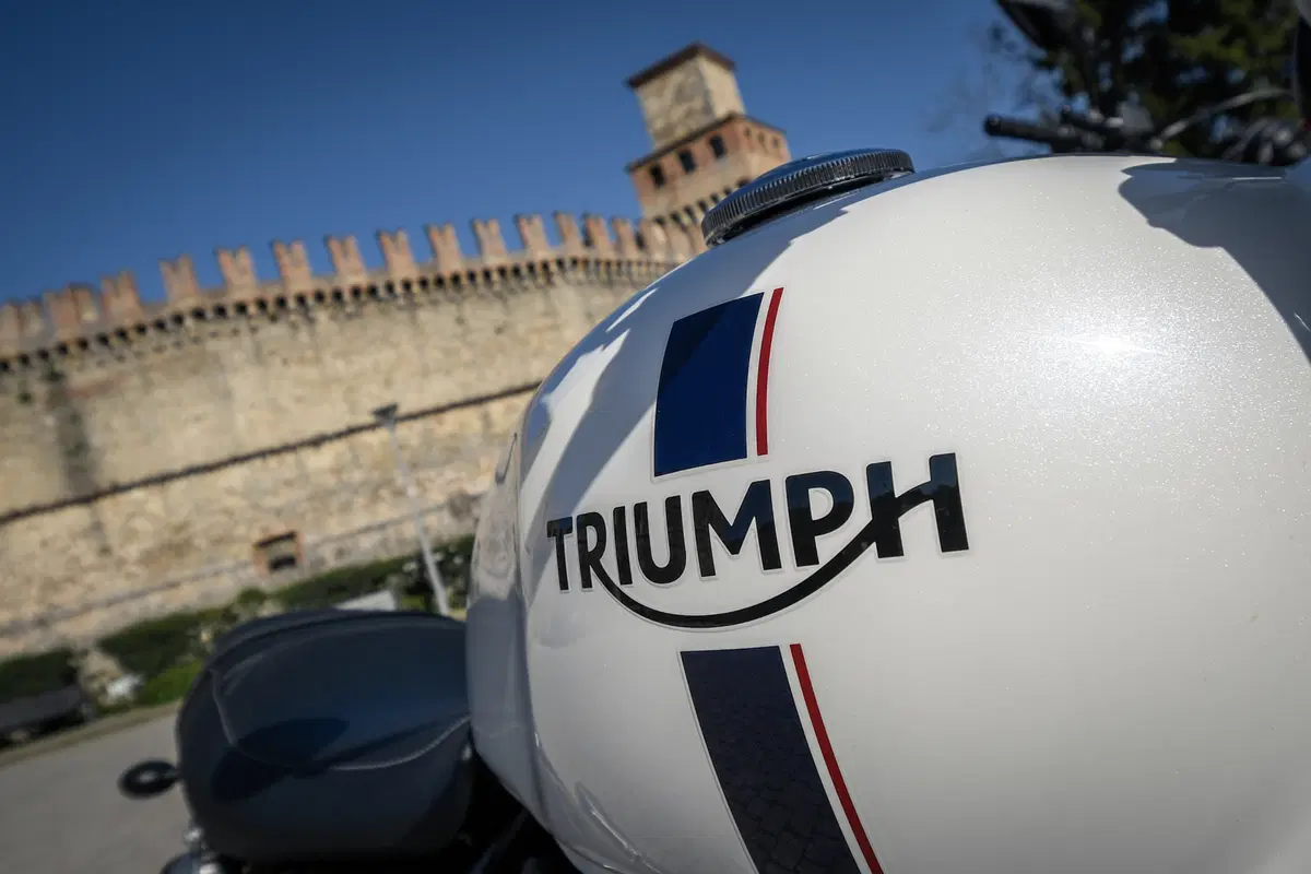 Sfida tra classiche: Ducati Scrambler, Moto Guzzi V7, Triumph Bonneville, Yamaha XSR (43)