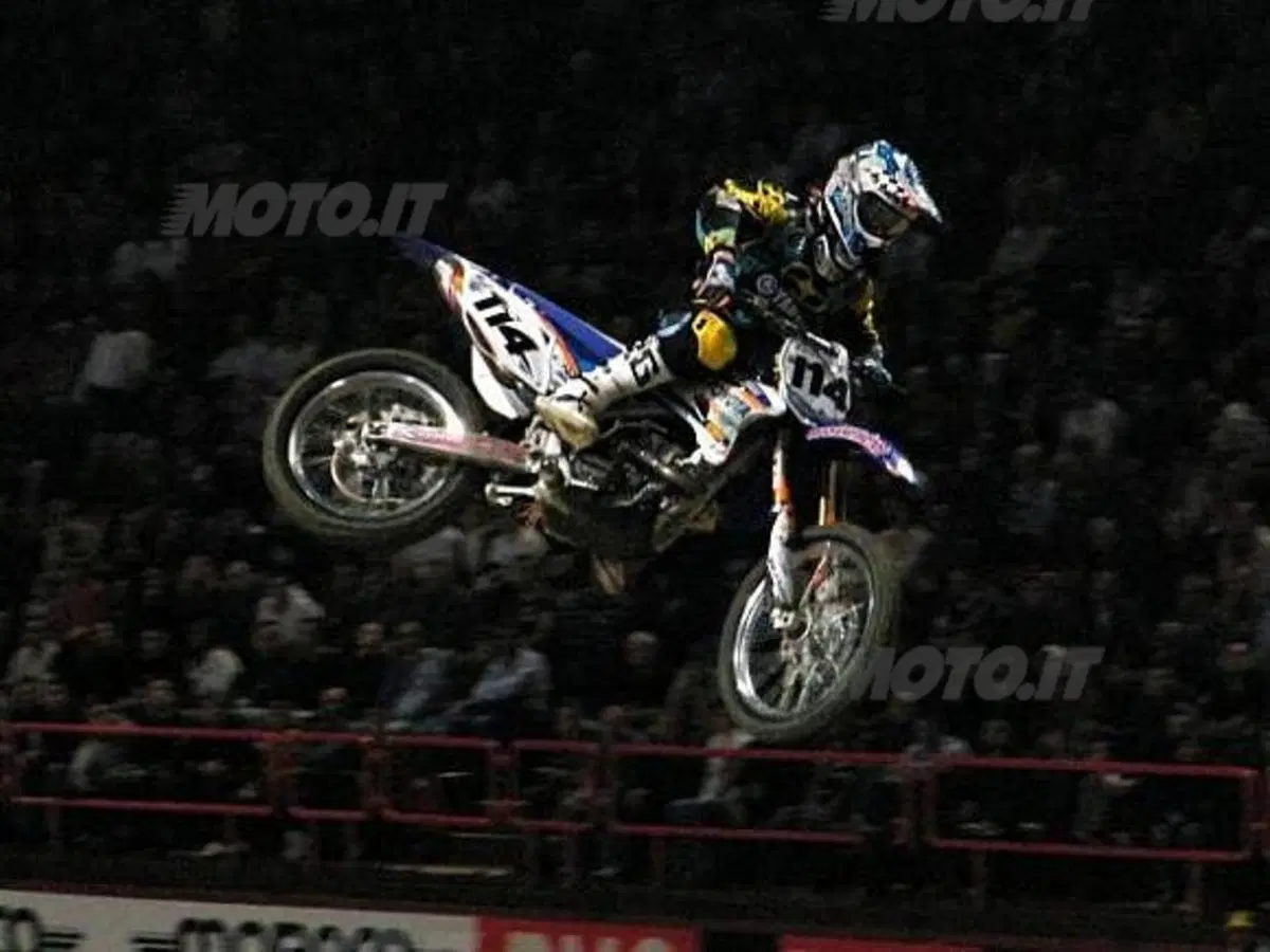 Justin Brayton vince il Supercross di Bercy