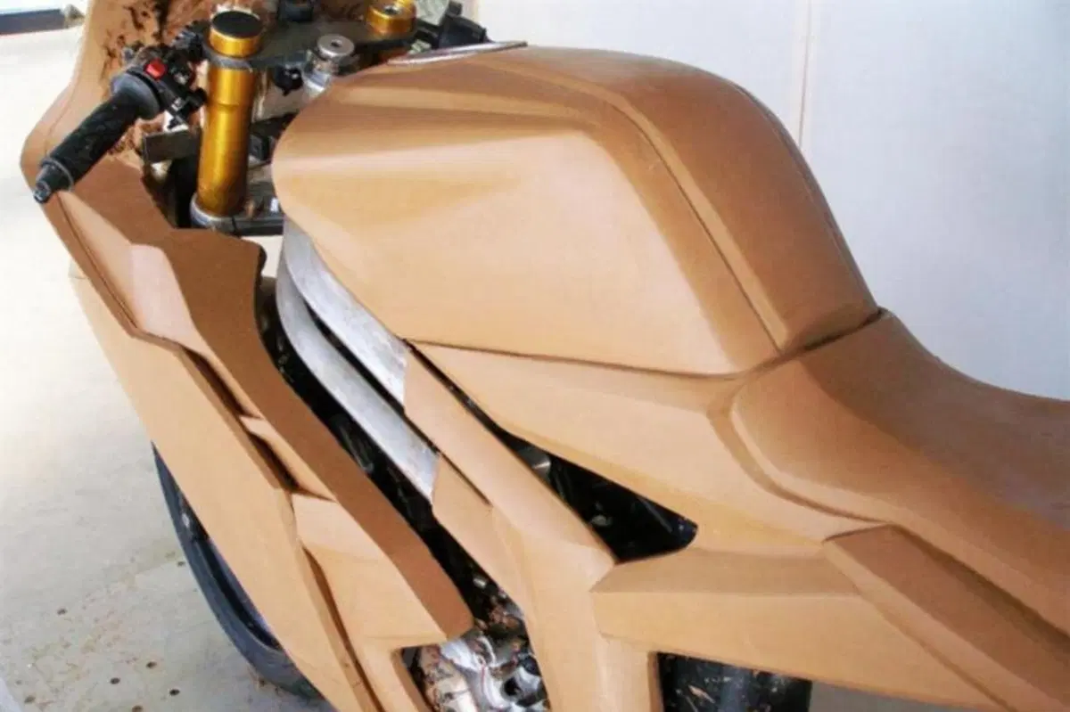 Rieju presenta la nuova RS3 all'Eicma (7)
