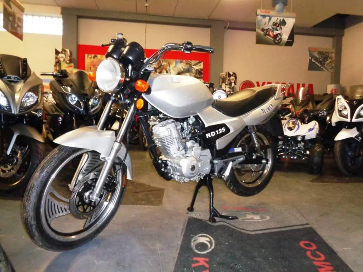 Pedamotor Italia Captain 125 4t (2013 - 16)