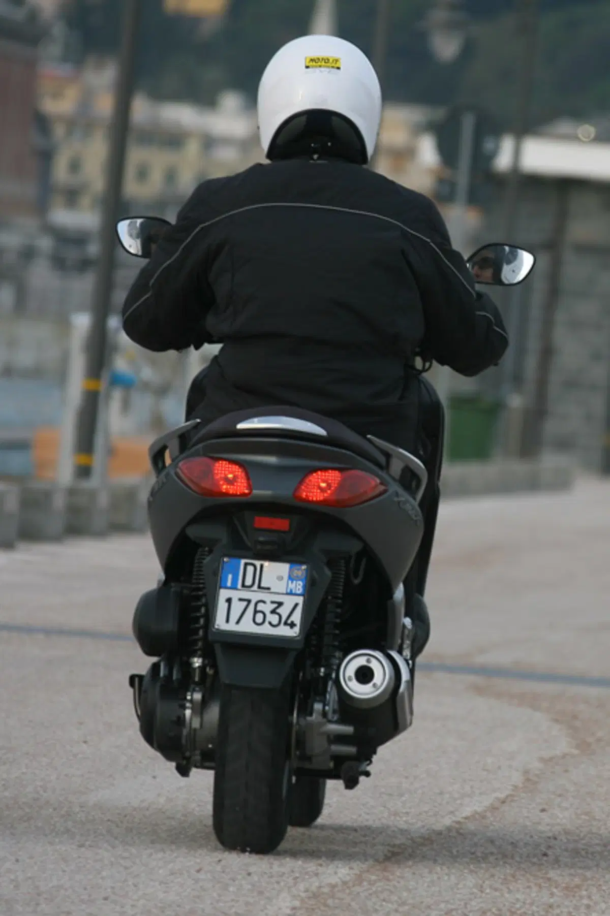 YAMAHA X-Max 250 (12)