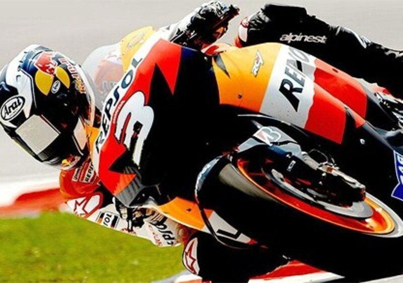 Pedrosa vince, Spies e Stoner sorprendono