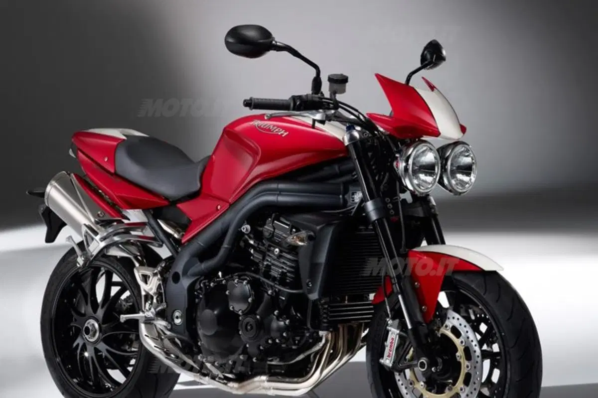 Triumph Speed Triple SE (2)