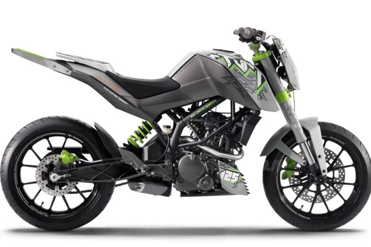 KTM 125: la nuova naked generation (3)