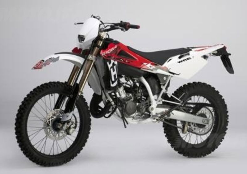 Husqvarna TE 630 e WRE 125 2010