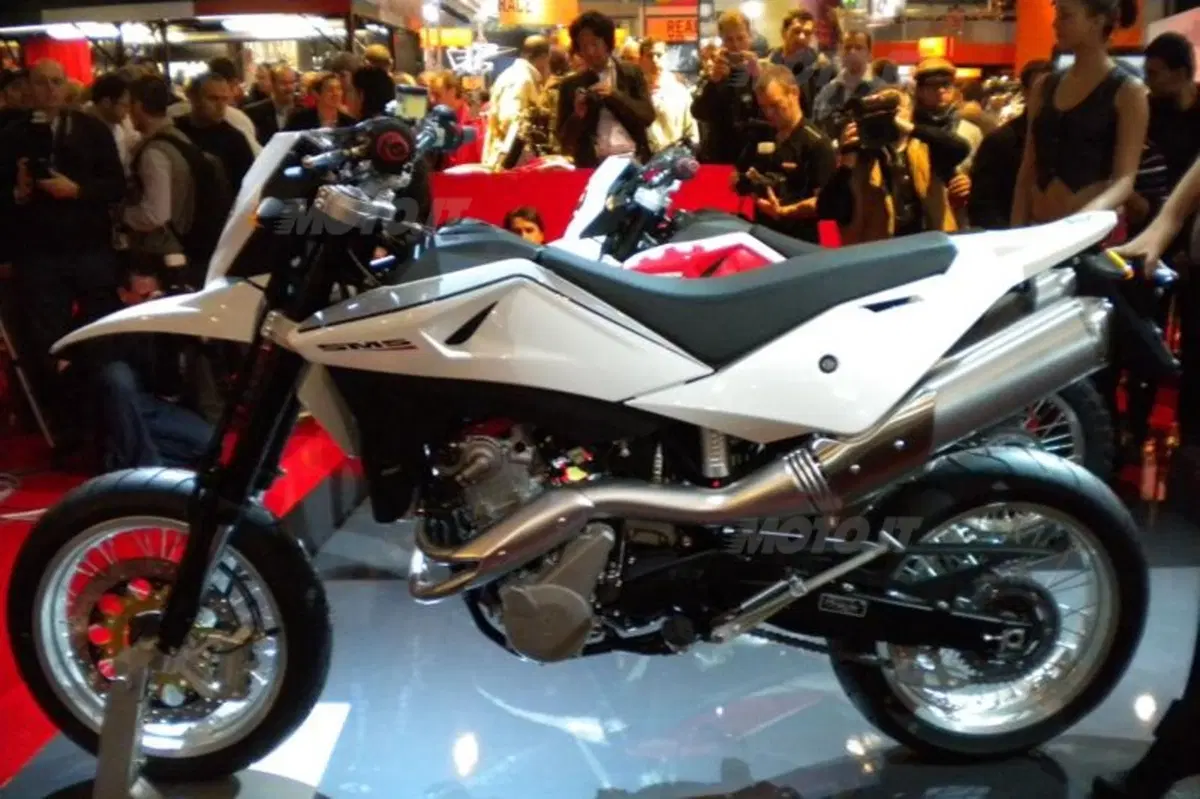 Le Husqvarna Supermotard 2010 (6)