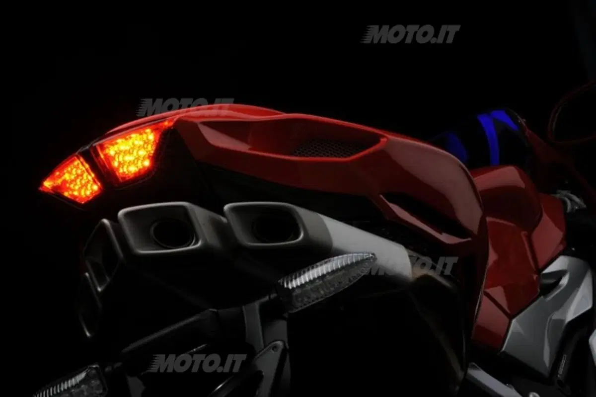 MV Agusta F4: ritorno al futuro (12)