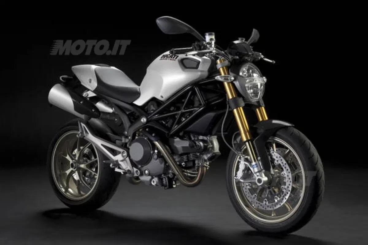 Ducati Monster 696 e 1100 (5)