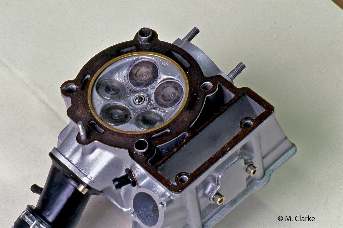 I prototipi a 5 valvole di Aprilia e... Gilera (8)