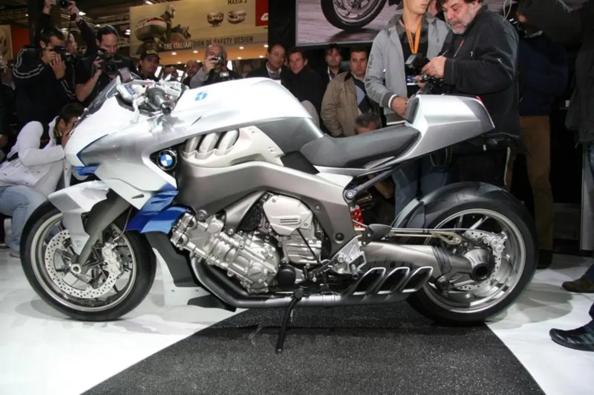 BMW Motorrad Concept 6 (3)