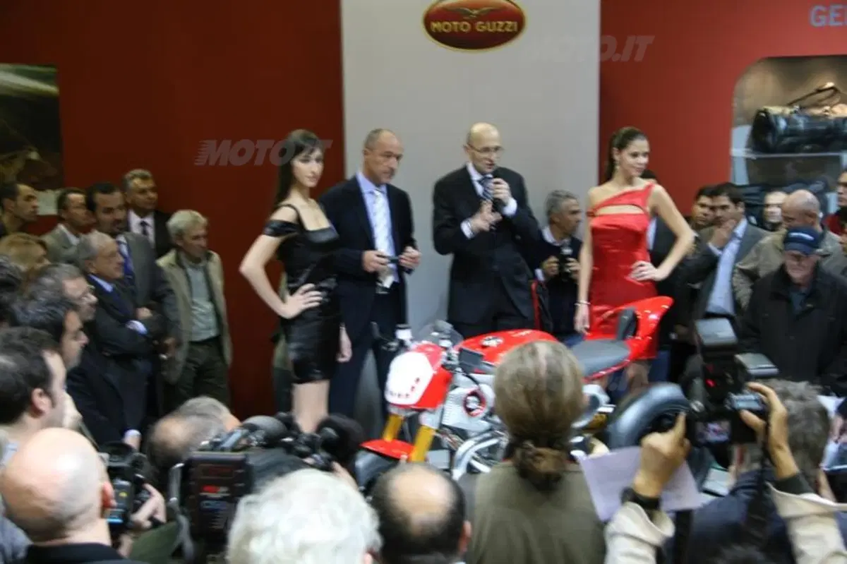 Moto Guzzi V12 LM e V12 Strada