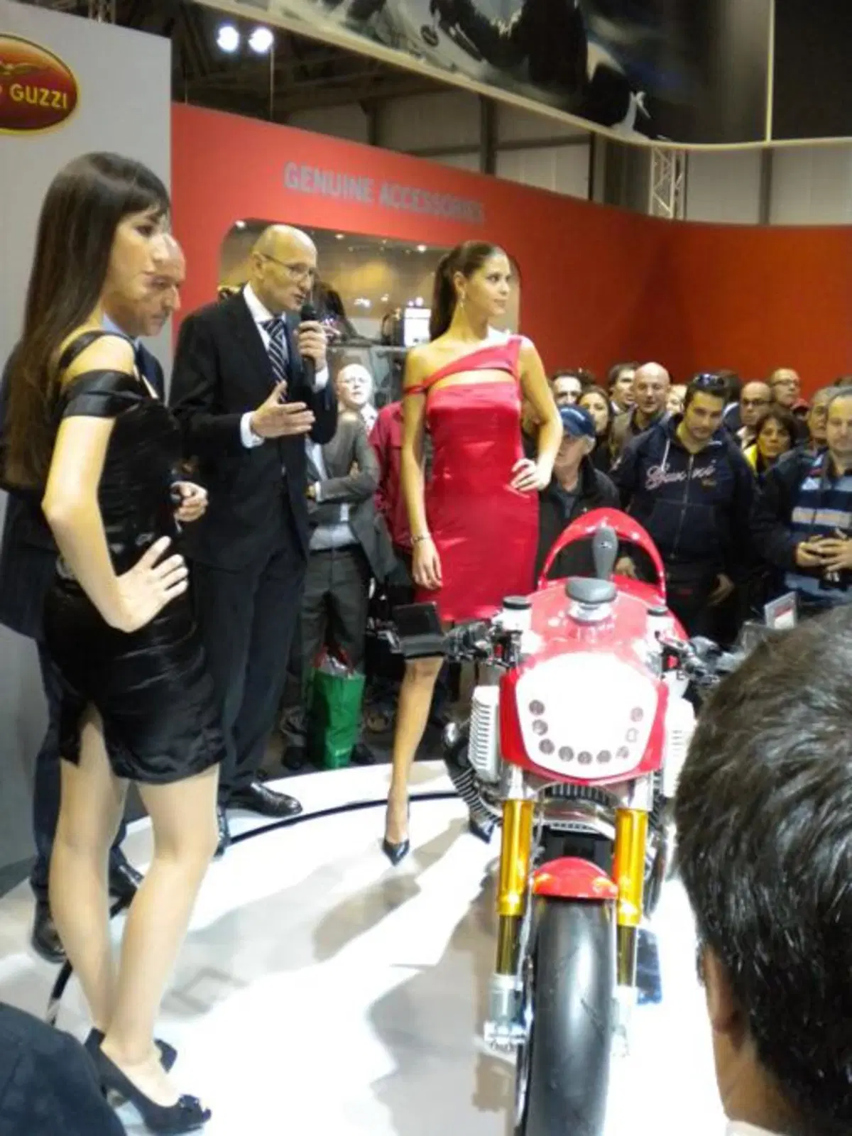 Moto Guzzi V12 LM e V12 Strada (21)