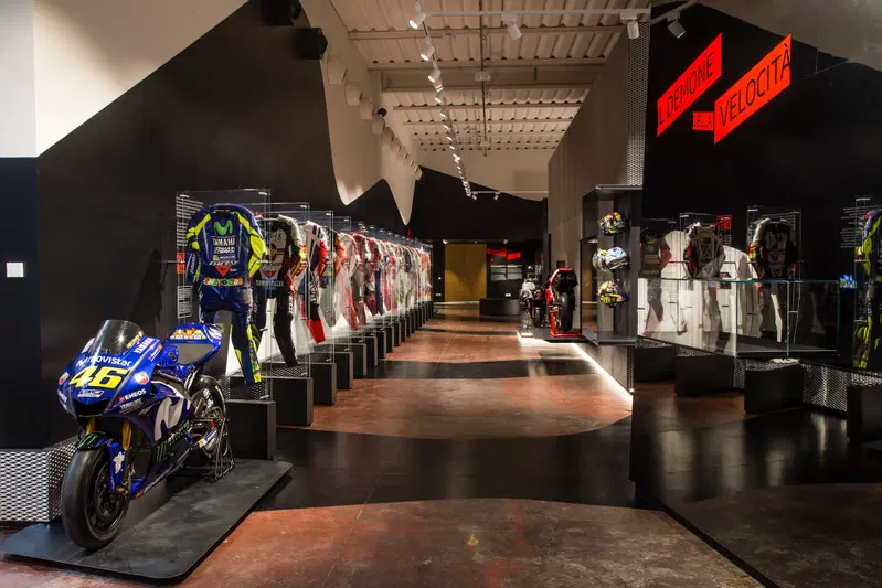 Il corridoio d'ingresso del Dainese Archivio