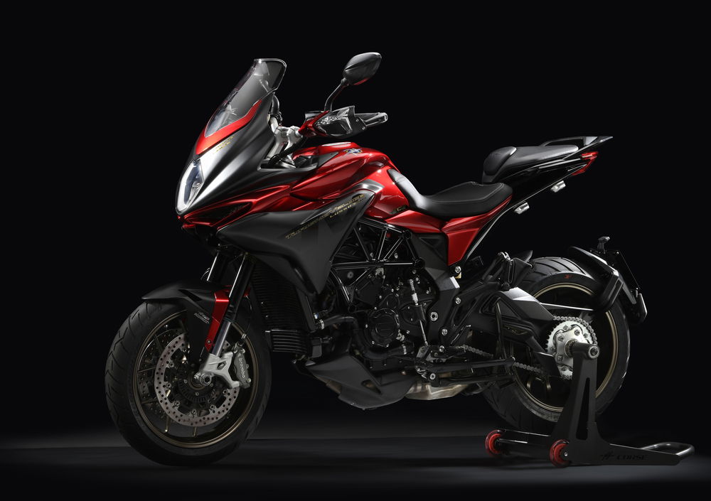 MV Agusta Turismo Veloce 800 Lusso SCS (2018 - 19) (5)