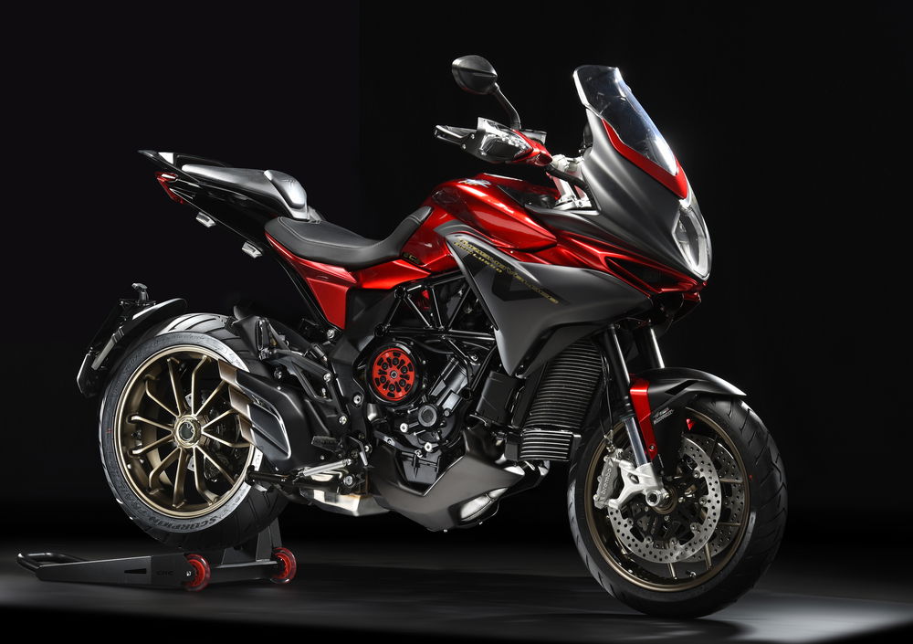 MV Agusta Turismo Veloce 800 Lusso SCS (2018 - 19) (2)