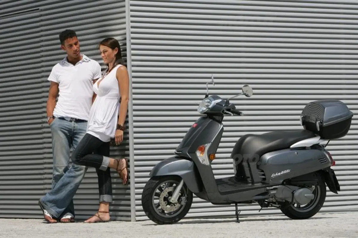 Kymco Like 200i (3)