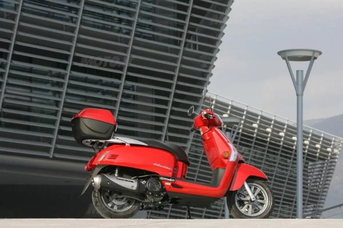 Kymco Like 200i (4)