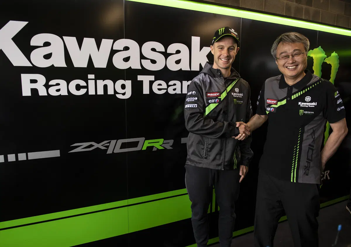 SBK. Rea rinnova con Kawasaki per altri due anni