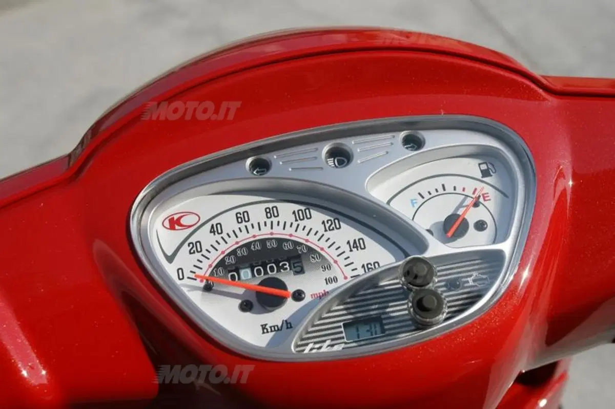 Kymco Like 200i (7)