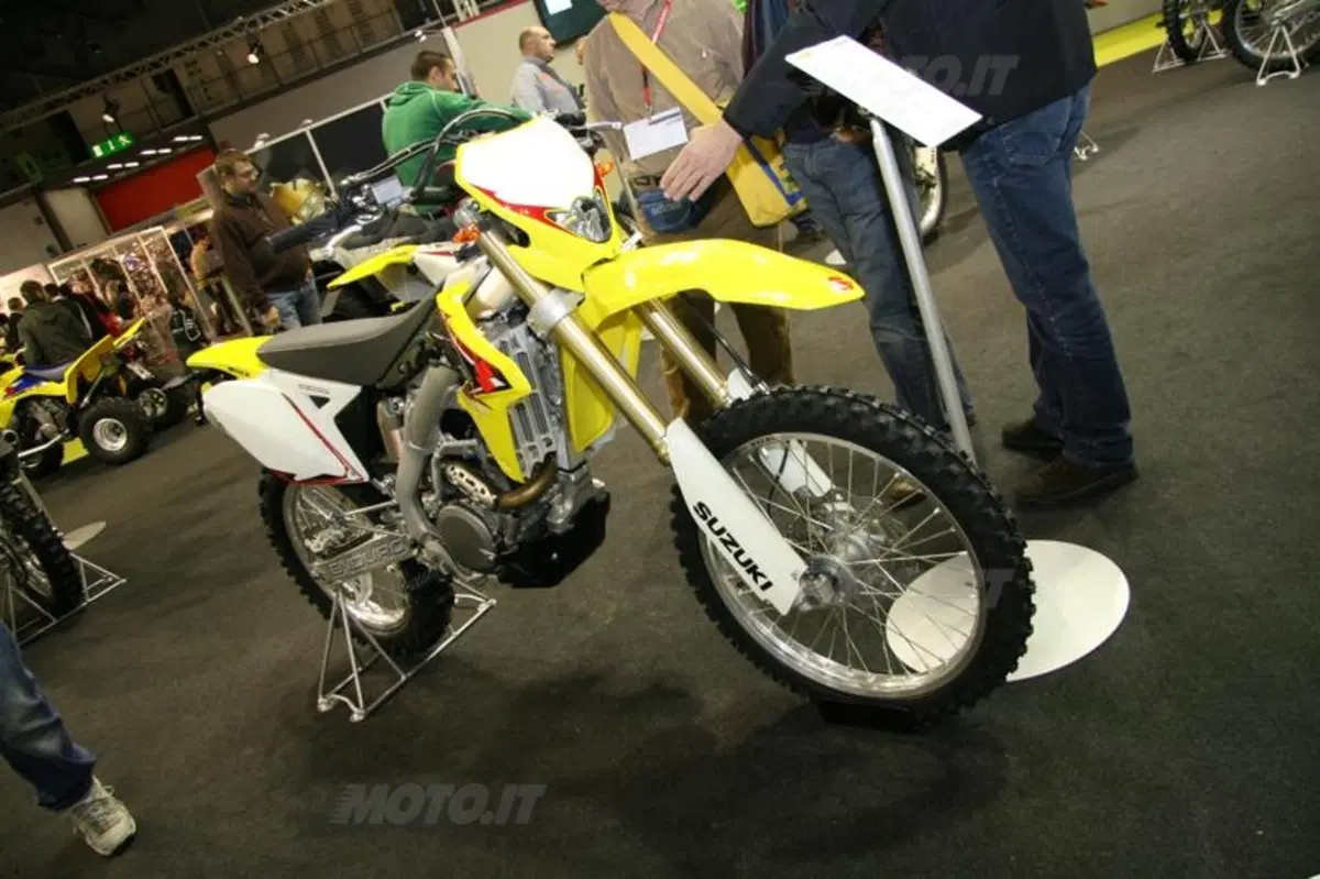 Suzuki RMX 450 E (4)