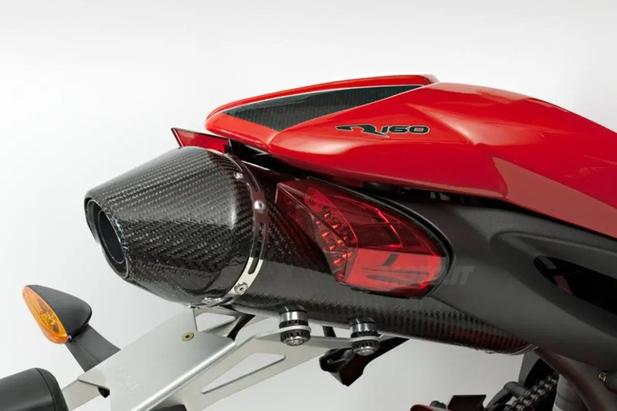 Benelli TNT R160, red passion (5)