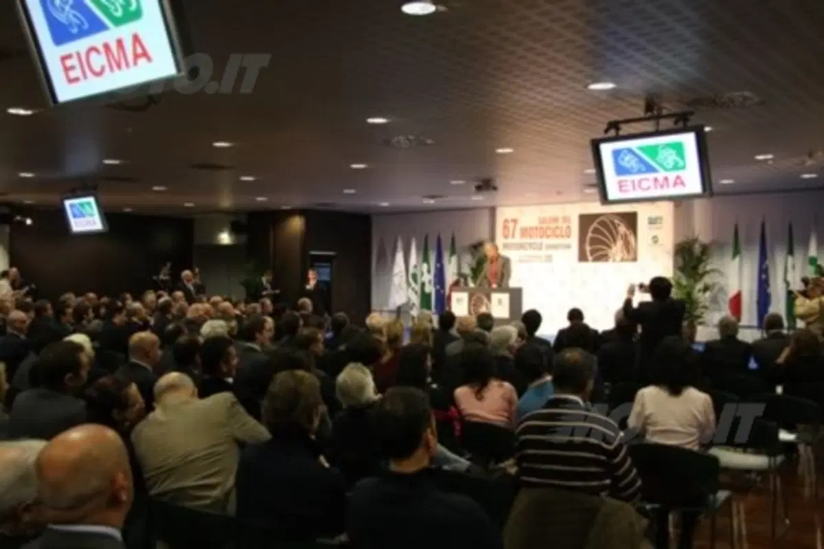 EICMA: si parla di sicurezza