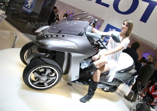 Green Planet: all'EICMA arrivano le moto pulite