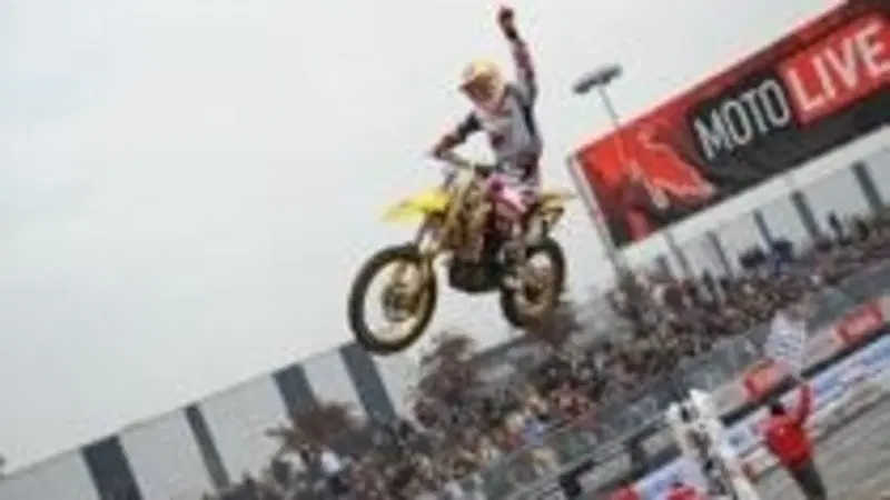Dominio francese nel Supercross Europeo all'EICMA