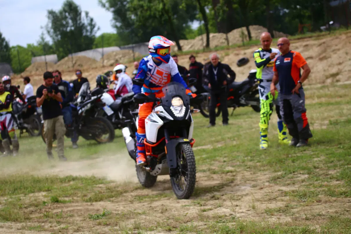 A scuola di maxienduro con la KTM 1090ADV R da Fabio Fasola! (13)