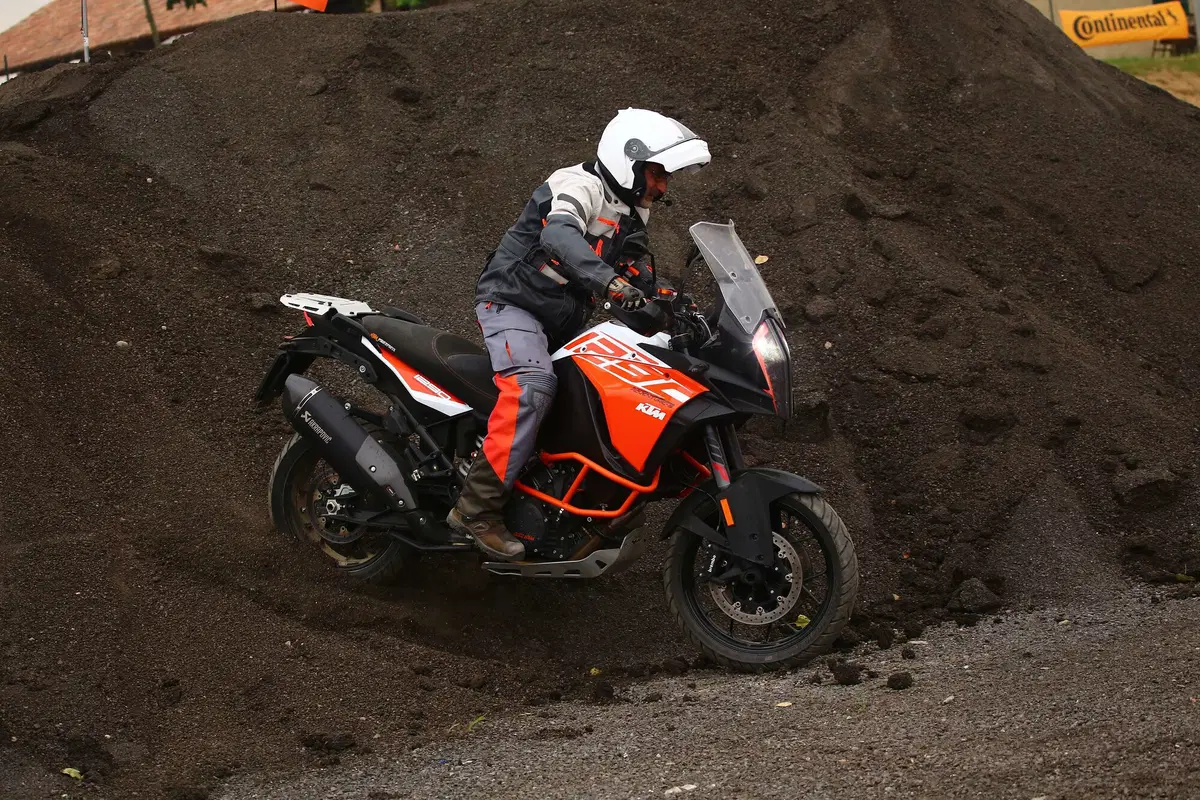 A scuola di maxienduro con la KTM 1090ADV R da Fabio Fasola! (29)