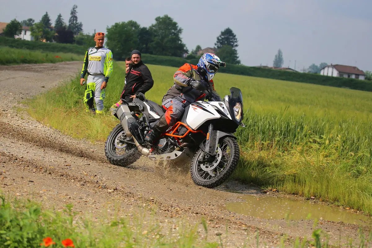 A scuola di maxienduro con la KTM 1090ADV R da Fabio Fasola! (50)