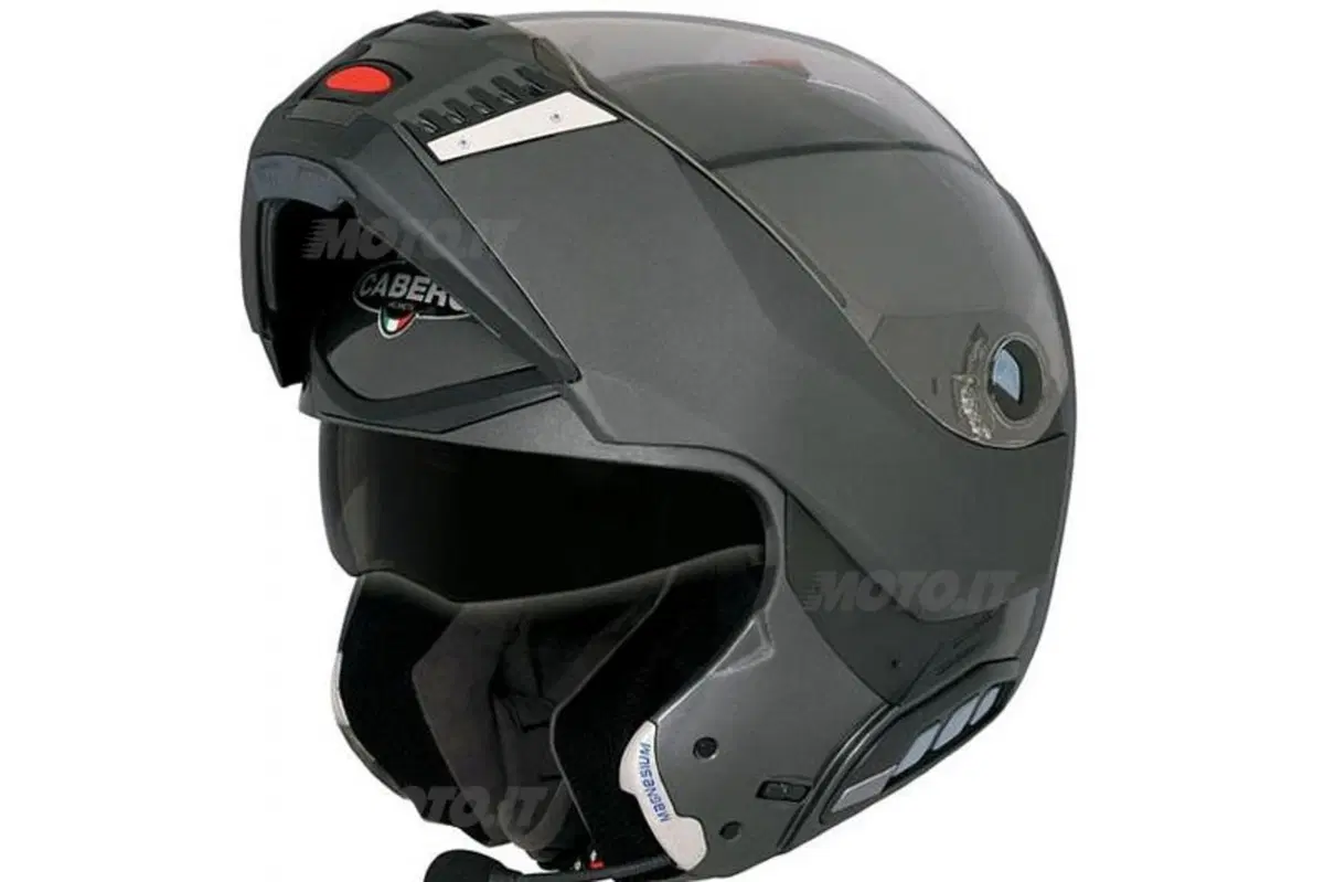 Speciale caschi: test Caberg Sintesi