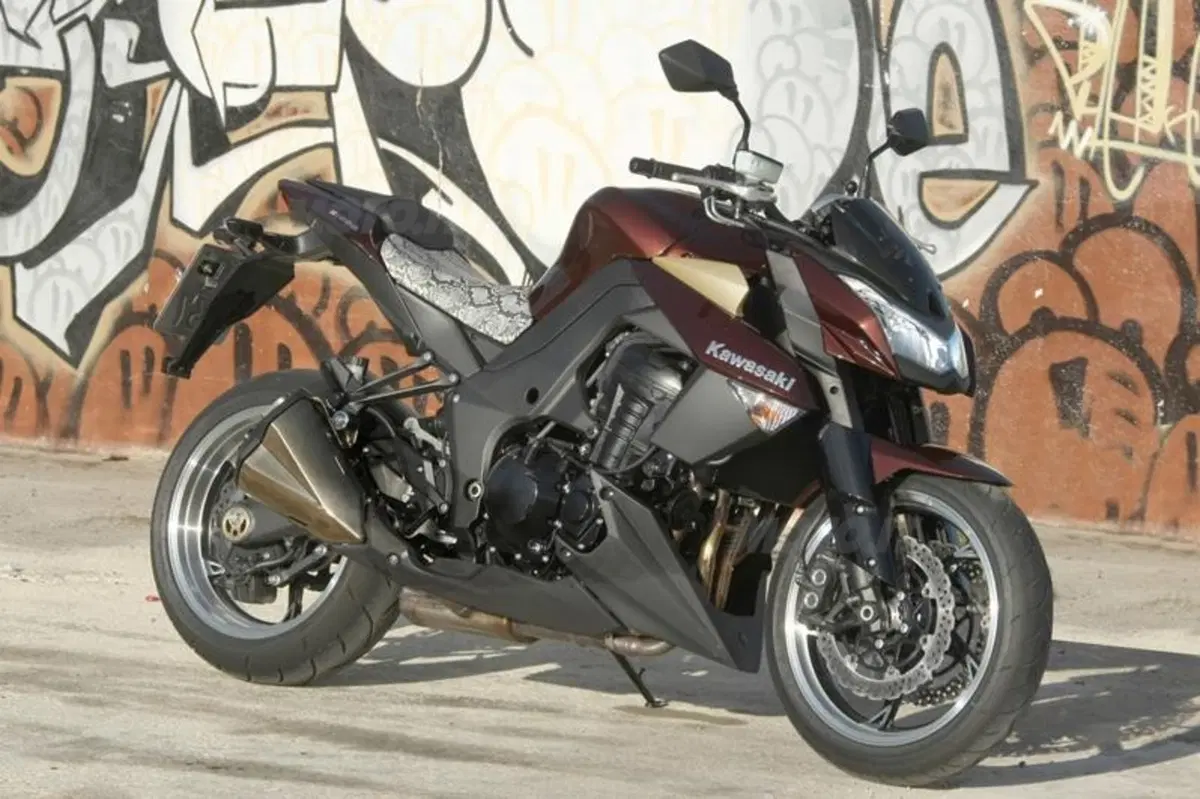 Kawasaki Z 1000  (29)