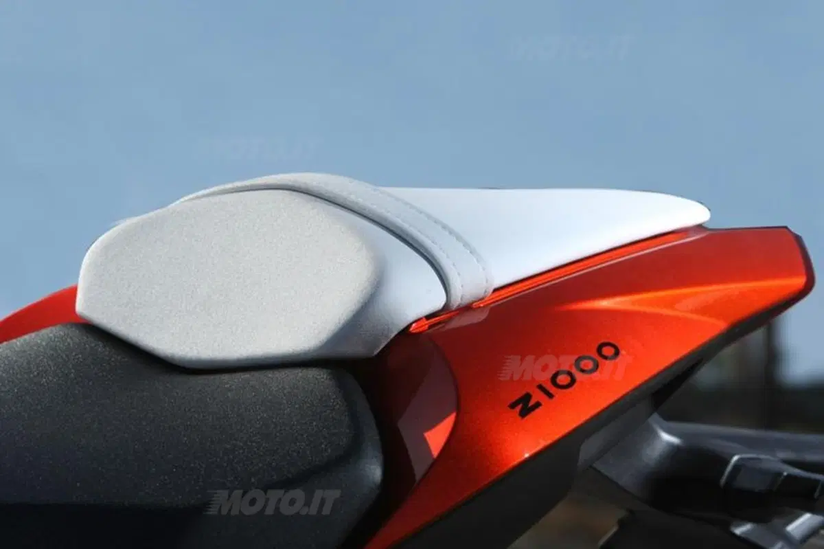 Kawasaki Z 1000  (30)