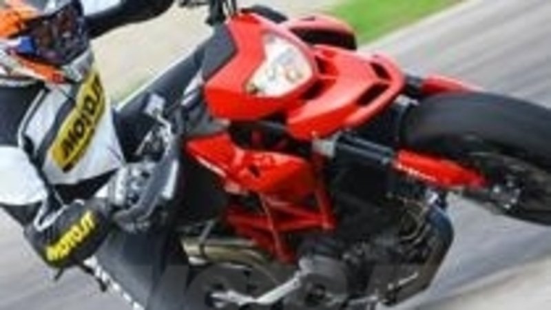 Ducati Hypermotard 1100 EVO ed EVO SP 