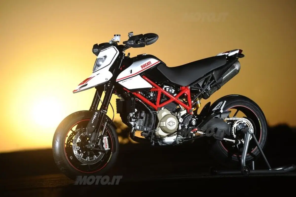 Ducati Hypermotard 1100 EVO ed EVO SP  (17)