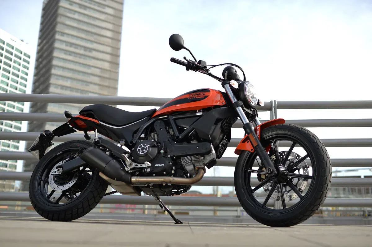 Ducati Scrambler Sixty2 (23)