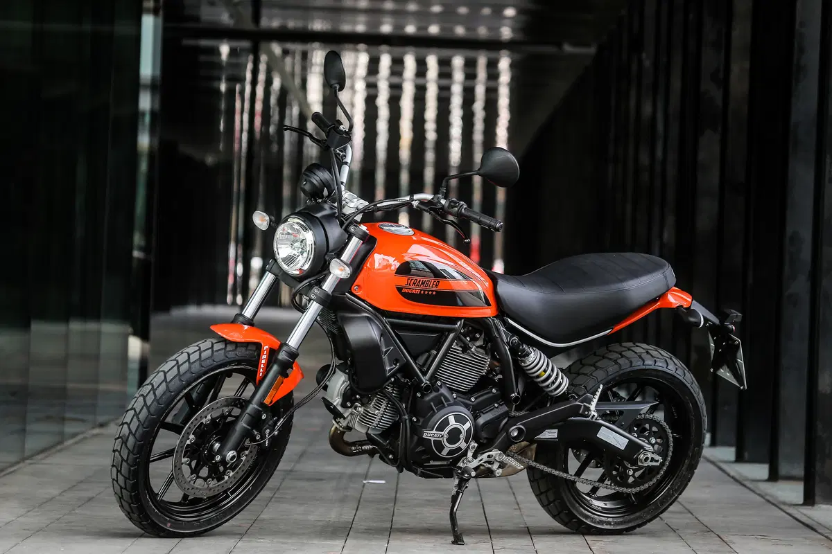 Ducati Scrambler Sixty2 (19)