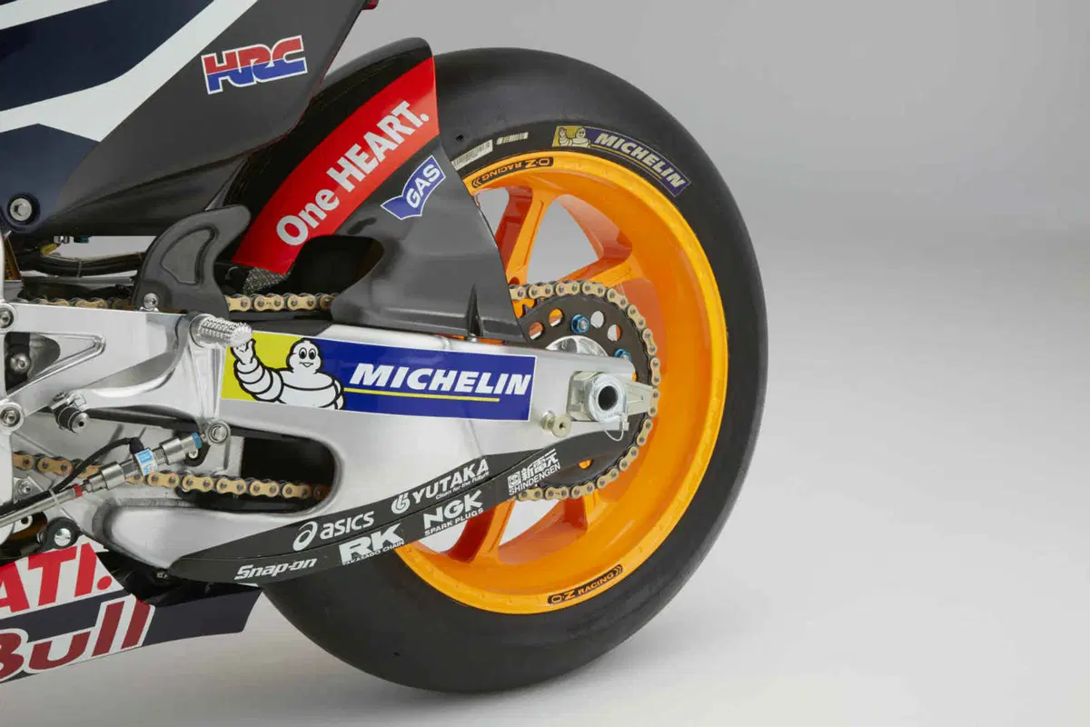 MotoGP. Presentata la nuova Honda RC 213V 2016 (15)