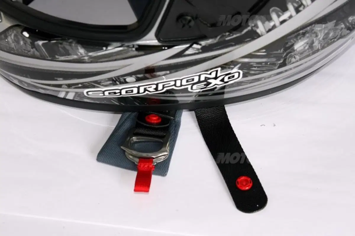 Speciale caschi: Scorpion EXO 750  (13)