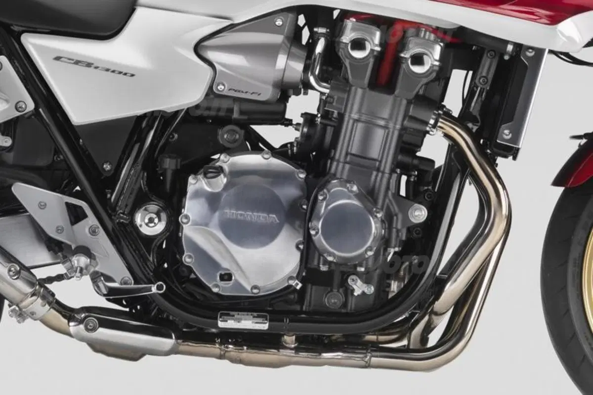 Honda CB 1300 S ABS (3)