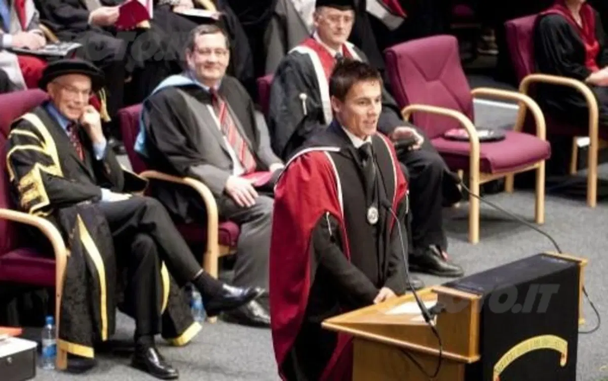 James Toseland diventa Dottore (2)