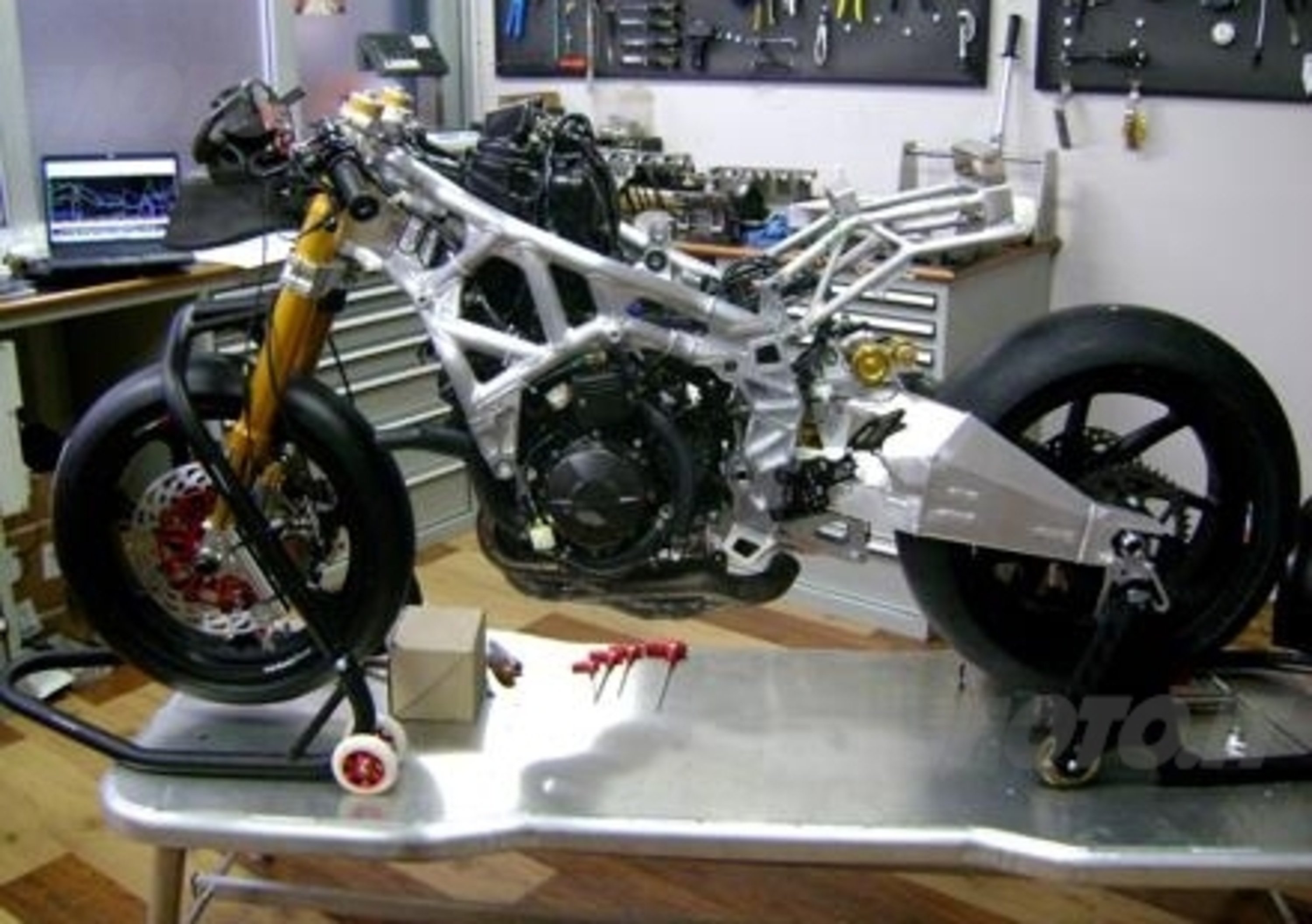 La RSV Motor prepara la Moto2