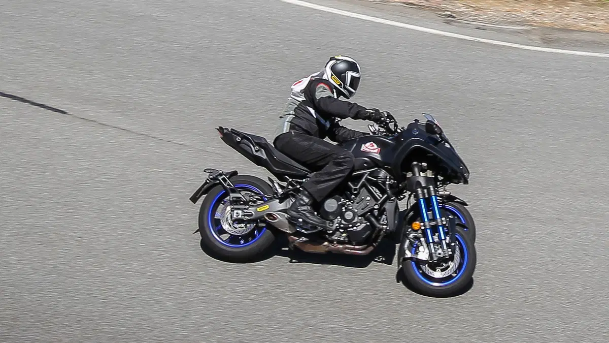 Yamaha Niken a 20.000 Pieghe - Day 1: la divora passi! (3)