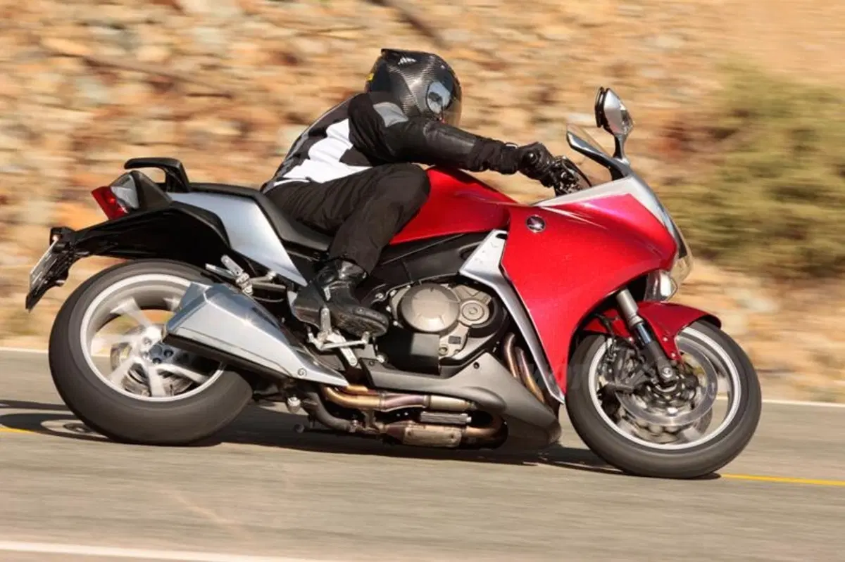 Honda VFR 1200 F 