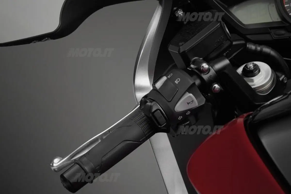 Honda VFR 1200 F  (37)