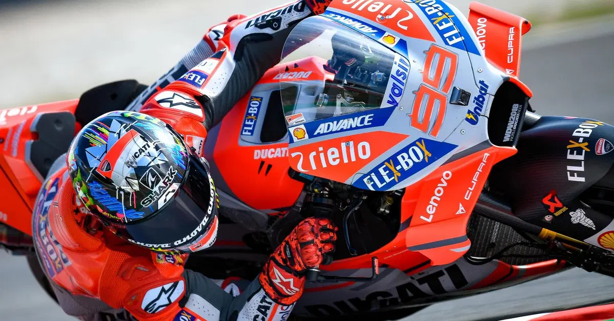 MotoGP 2018. Lorenzo conquista la pole a Barcellona